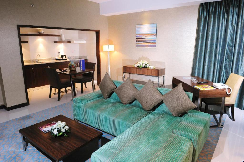 Howard Johnson By Wyndham Abu Dhabi Downtown Quarto foto